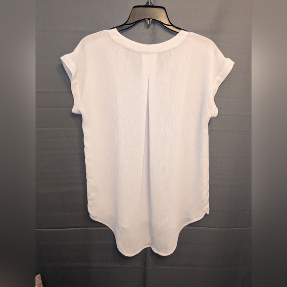 Simply Vera Vera Wang White V-Neck Cap Sleeve Blouse - Picture 2 of 6